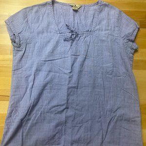 Light purple t with square neckline